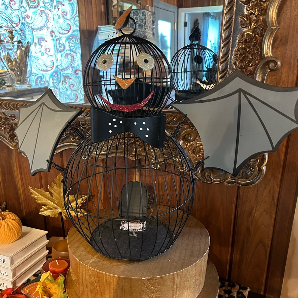Department 56 black bat wire birdcage, Halloween decor - Picture 1 of 6